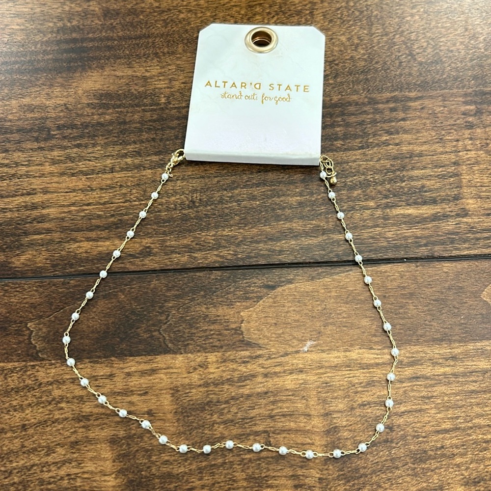 Altar’d state NWT pearl necklace